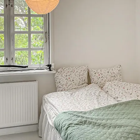 1 Bedroom Lovely In *