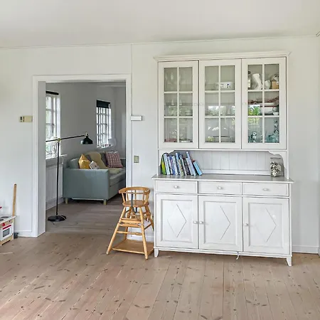 1 Bedroom Lovely In * Nørre Alslev