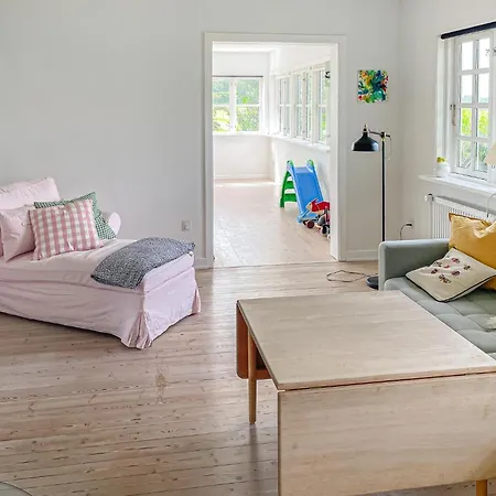 Hébergement de vacances 1 Bedroom Lovely In Nørre Alslev