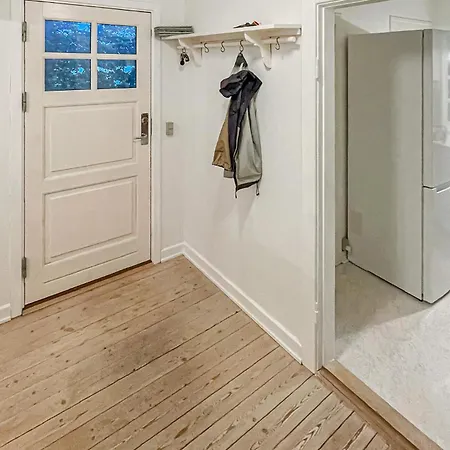 度假居 1 Bedroom Lovely In *