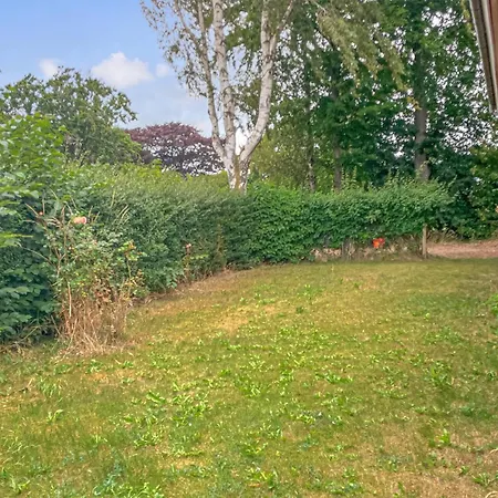 1 Bedroom Lovely In 度假居