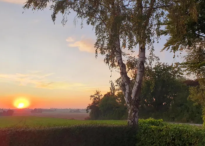 Hébergement de vacances 1 Bedroom Lovely In