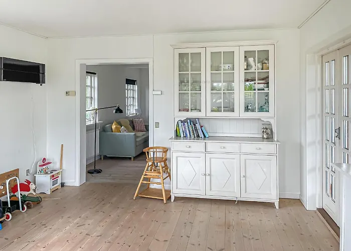 1 Bedroom Lovely In * Nørre Alslev