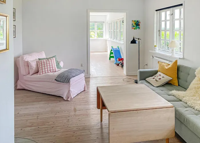 Hébergement de vacances 1 Bedroom Lovely In Nørre Alslev